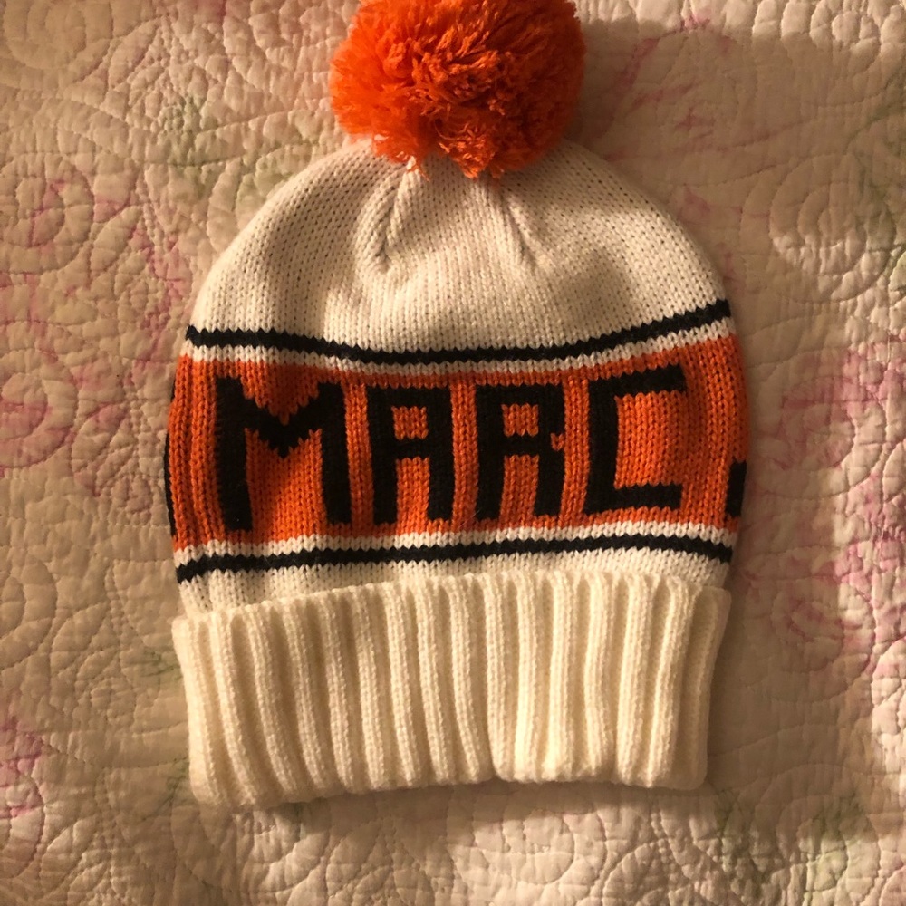 Marc Jacobs Pom Pom Beanie
